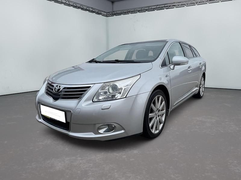 Silber Gebraucht 2010 Toyota Avensis TEC-Edition Kombi | 3.999 € (Superpreis) - Bild 1/4