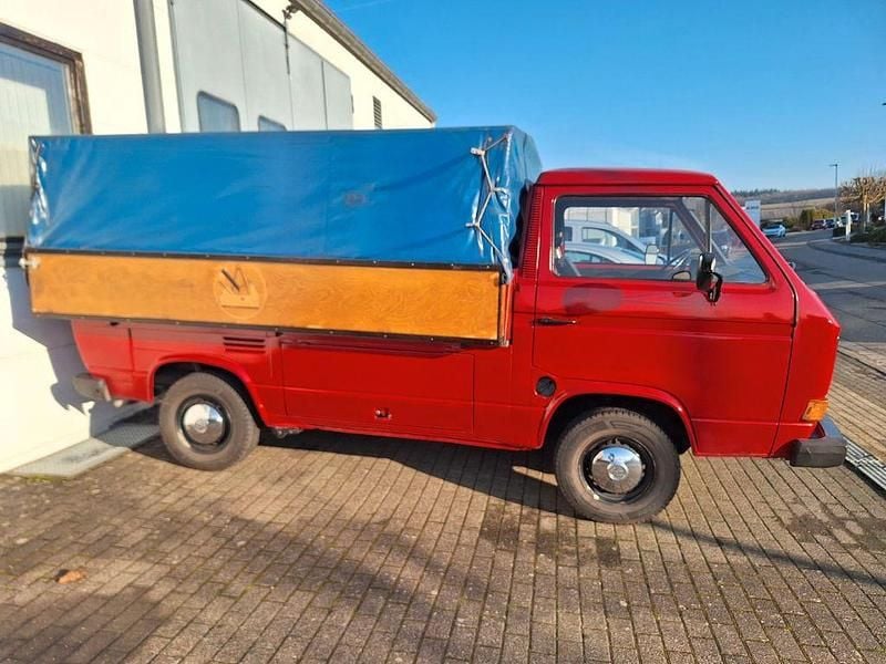 Second-hand VW T3 50 CP (36 kW) 1982 Roșu Van