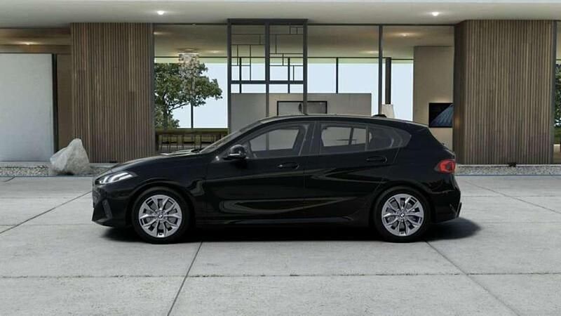 Neu BMW 116 122 PS (89 kW) 2026 Schwarz uni Kleinwagen