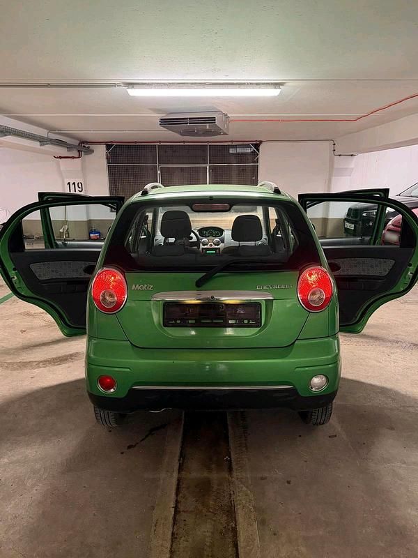 Gebraucht Chevrolet Matiz 60 PS (44 kW) 2009 Andere farben Kleinwagen