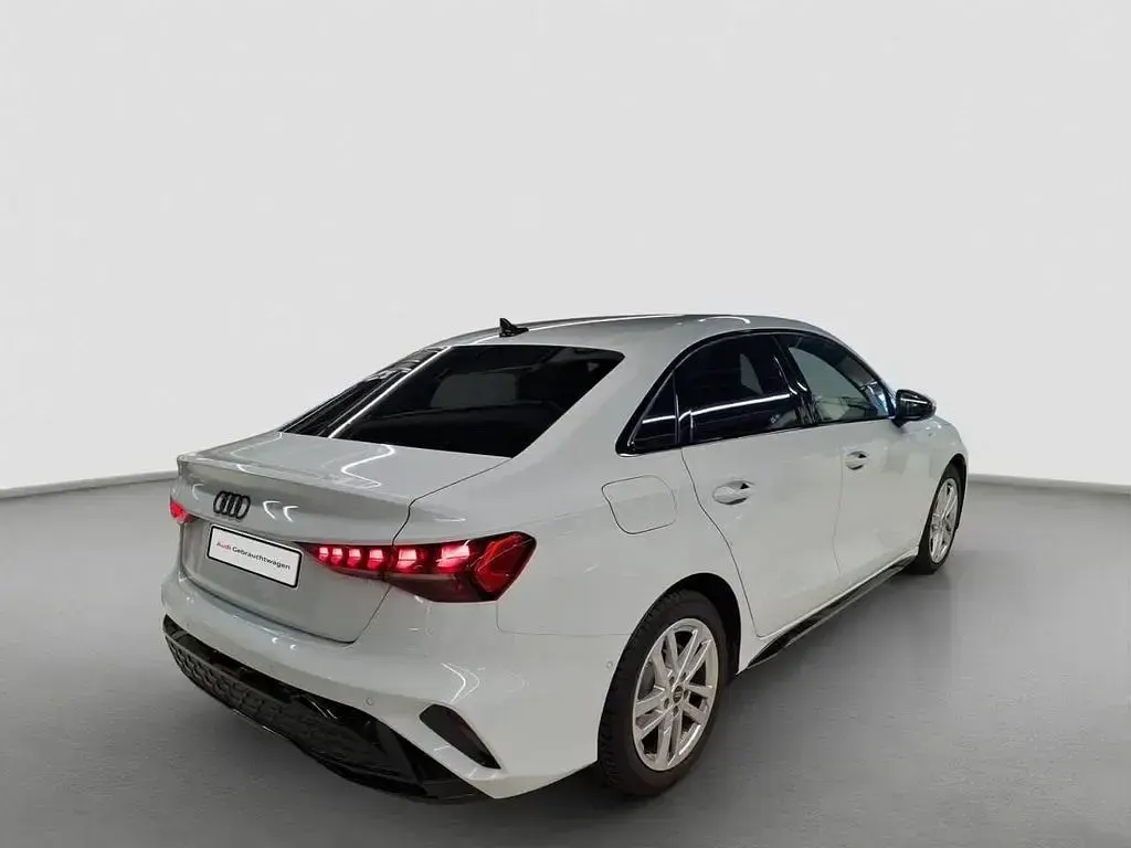 Usata Audi A3 S-Line 116 CV (85 kW) 2025 Bianco Berlina