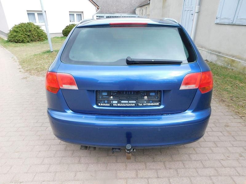 Gebraucht Audi A3 Sportback Attraction 140 PS (102 kW) 2006 Blau Kleinwagen