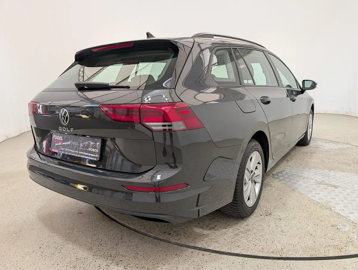 Gebraucht VW Golf VIII Business 116 PS (85 kW) 2022 Uranograu Kombi