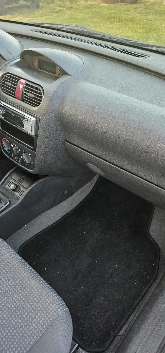 Gebraucht Opel Corsa 60 PS (44 kW) 2003 Grün Kleinwagen