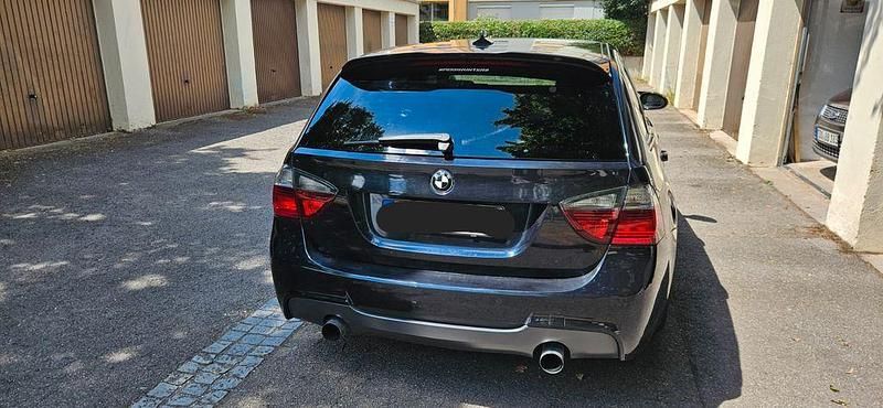 Gebraucht BMW 335 Performance 306 PS (225 kW) 2008 Blau Kombi