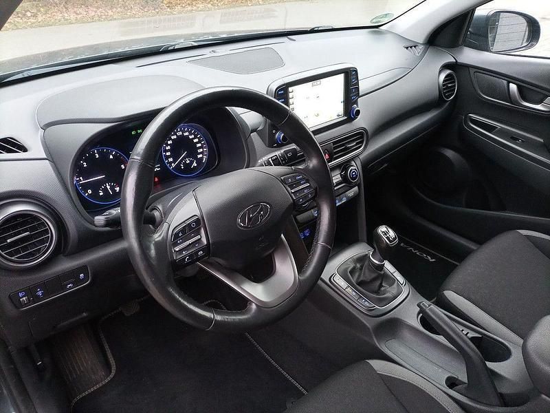 Gebraucht Hyundai Kona 116 PS (85 kW) 2019 Grau SUV