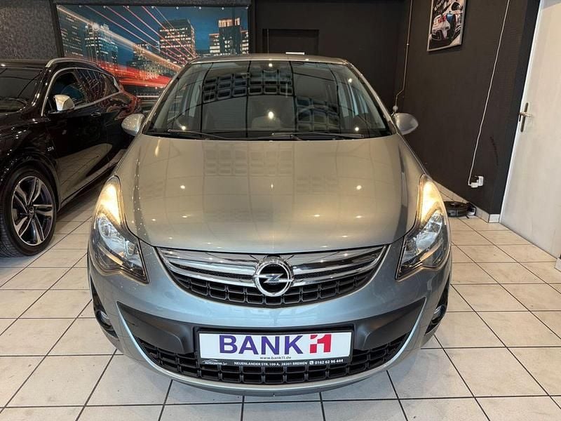 Gebraucht Opel Corsa Energy 87 PS (63 kW) 2014 Silbersee/silver lake Limousine