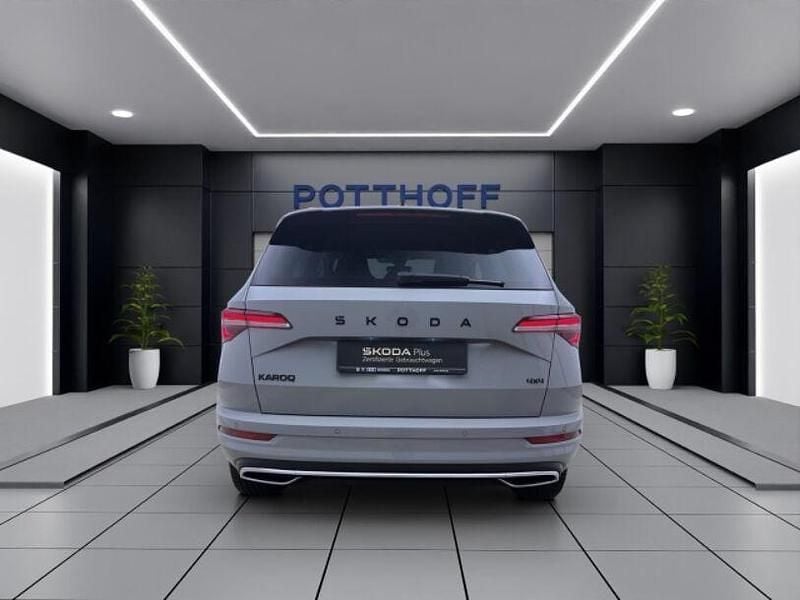 Gebraucht Skoda Karoq SportLine 190 PS (139 kW) 2024 Grau SUV