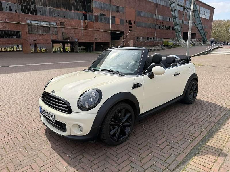 Gebraucht Mini One Cabriolet 98 PS (72 kW) 2011 Beige Cabrio