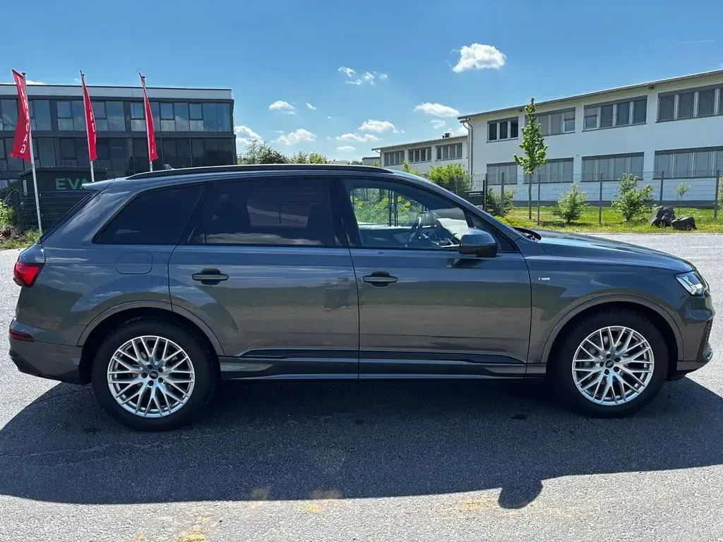 Gebraucht Audi Q7 S-Line 286 PS (210 kW) 2020 Grau SUV