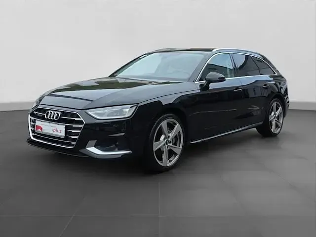 Gebraucht Audi A4 Advanced Plus 204 PS (150 kW) 2023 Mythosschwarz metallic Kombi