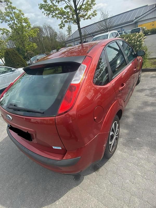 Usata Ford Focus 101 CV (74 kW) 2007 Rosso Berlina