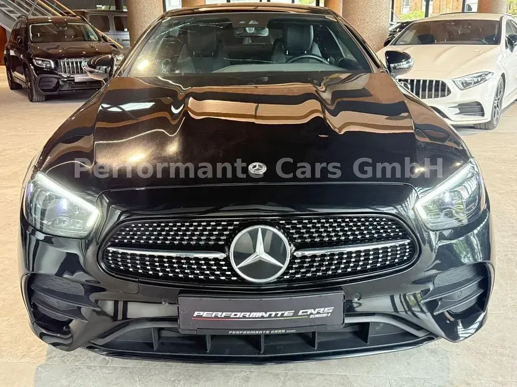 Usado Mercedes E200 AMG 197 CV (144 kW) 2023 Negro Coupe