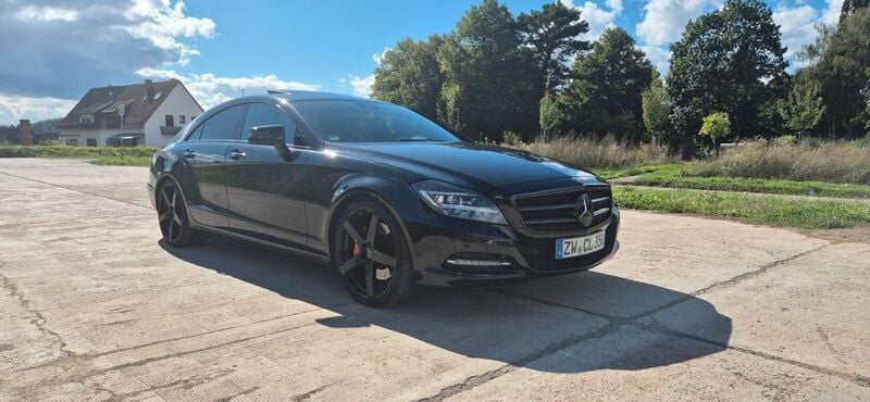 Schwarz Gebraucht 2013 Mercedes CLS350 Coupé | 22.300 € (Fairer Preis) - Bild 1/4
