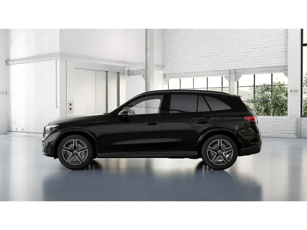 Gebraucht Mercedes GLC200 AMG line 204 PS (150 kW) 2026 Schwarz SUV