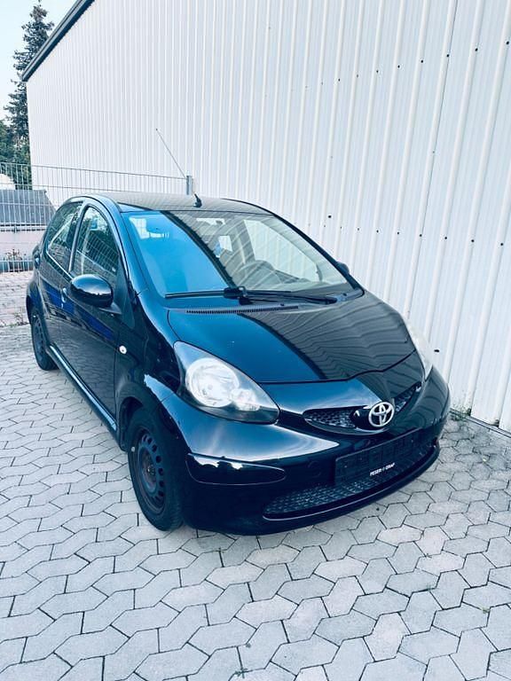 Schwarz Gebraucht 2009 Toyota Aygo City Kleinwagen | 1.600 € (Guter Preis) - Bild 1/4