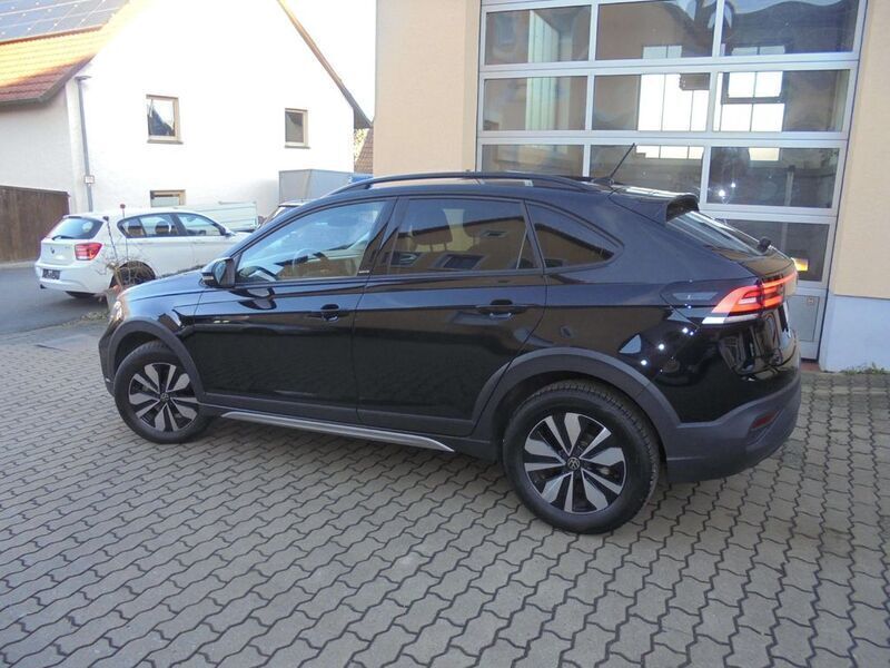 Gebraucht VW Taigo Move 110 PS (80 kW) 2024 Deep black perleffekt SUV