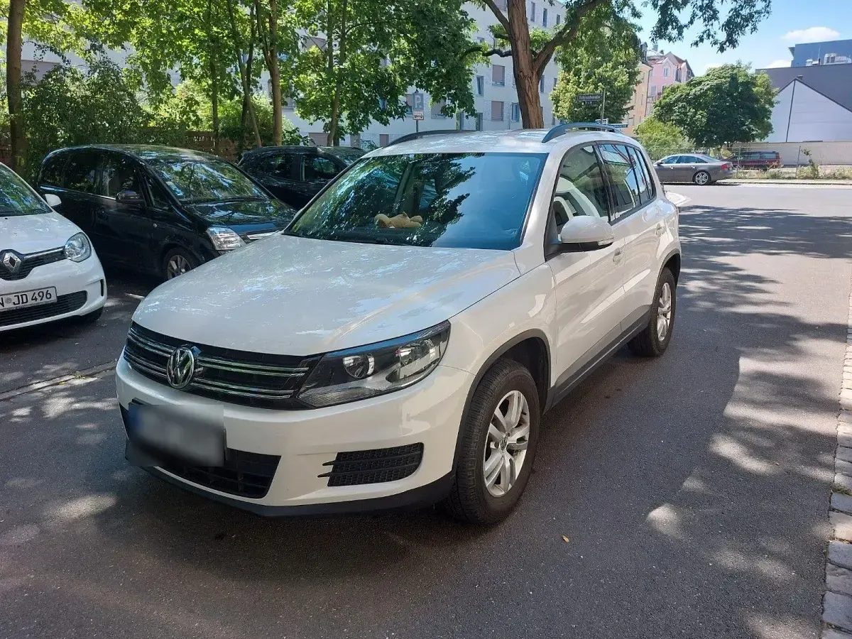 Gebraucht VW Tiguan 122 PS (89 kW) 2012 Weiß SUV