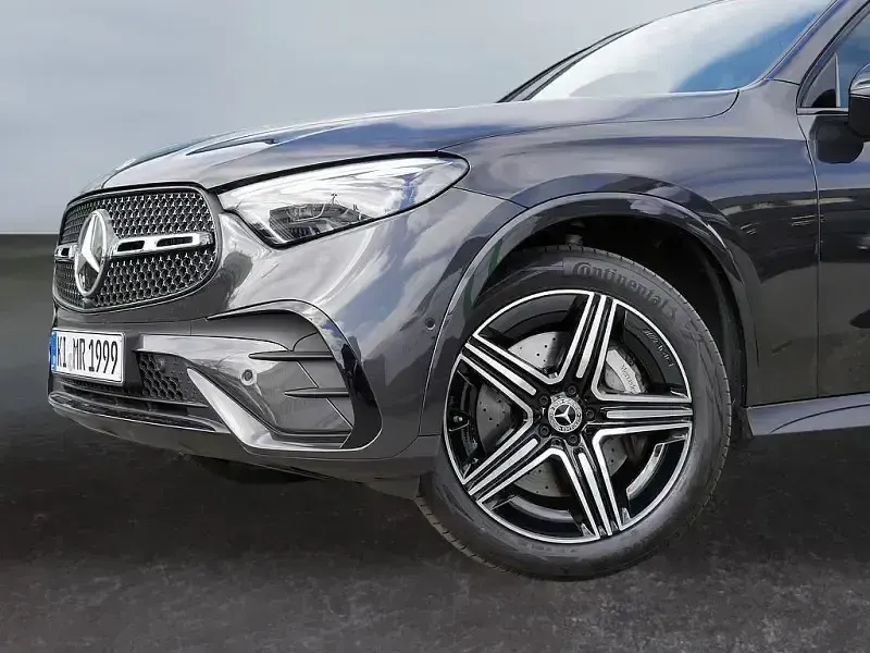 Gebraucht Mercedes GLC220 AMG 197 PS (144 kW) 2025 Weiß SUV