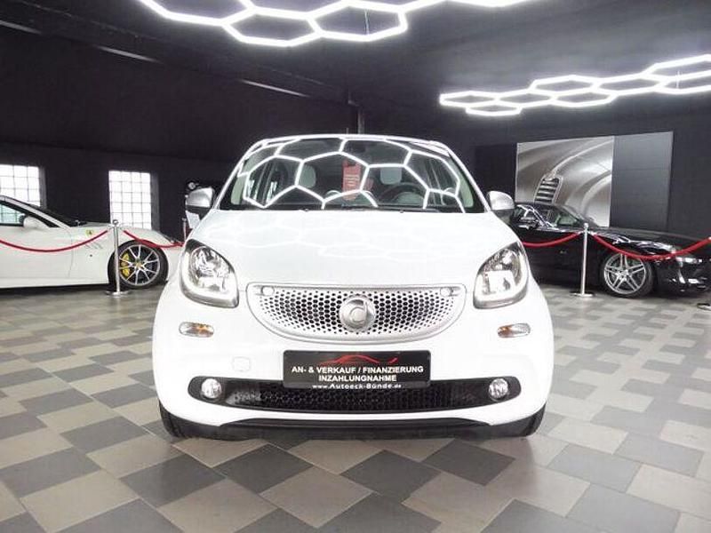 Gebraucht Smart ForFour Passion 71 PS (52 kW) 2015 Weiß Kleinwagen
