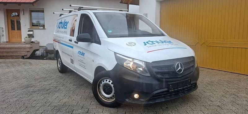Gebraucht Mercedes Vito 114 PS (83 kW) 2015 Weiß Van