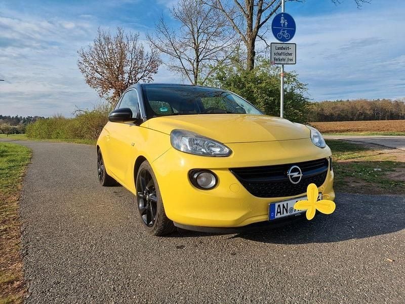 Gelb Gebraucht 2013 Opel Adam Kleinwagen | 5.300 € (Guter Preis) - Bild 1/4