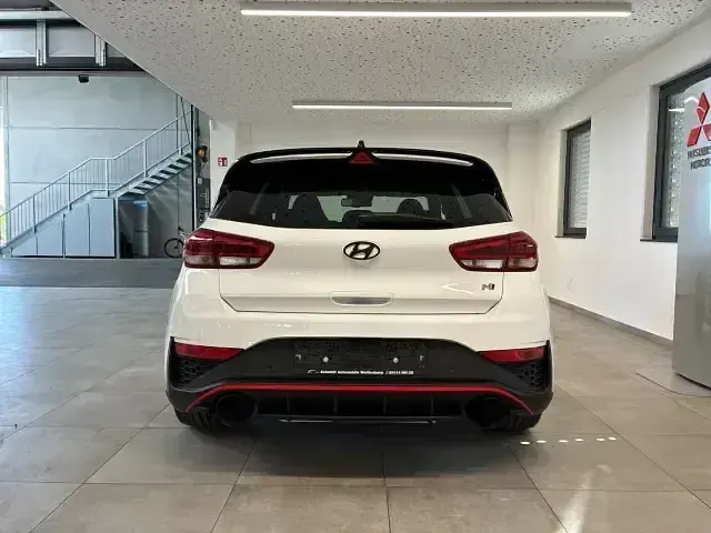 Gebraucht Hyundai i30 280 PS (205 kW) 2023 Weiss Limousine