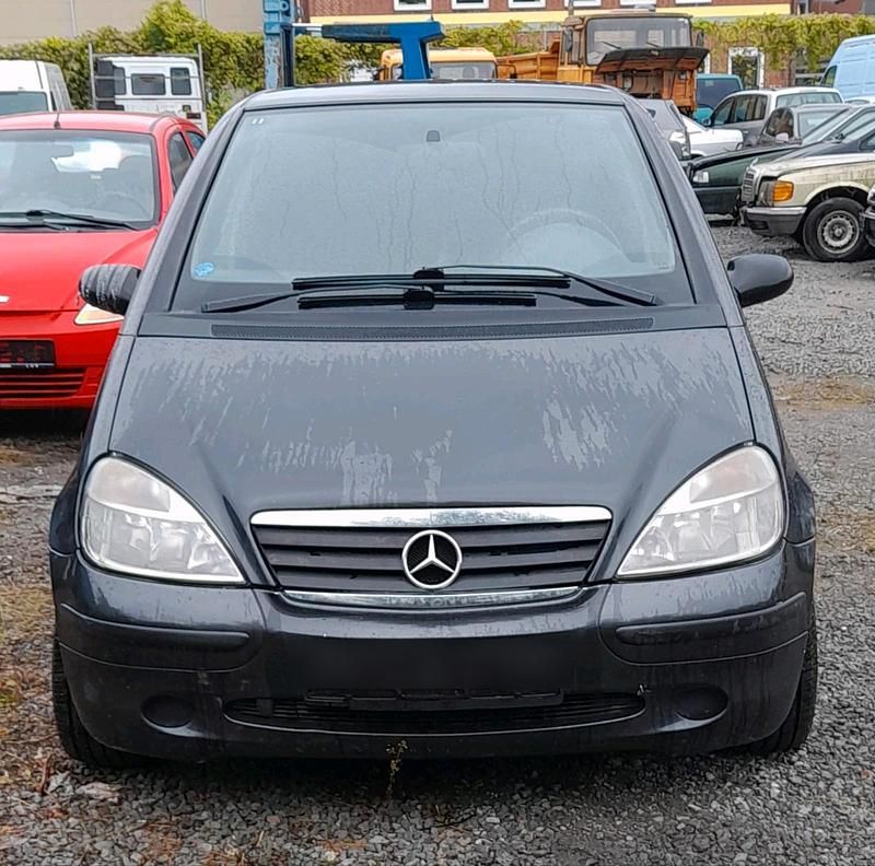 Grau Gebraucht 2005 Mercedes 170 Kleinwagen | 550 € - Bild 1/4