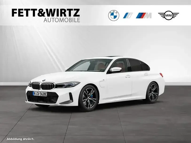 Gebraucht BMW 330e M Sport 292 PS (214 kW) 2025 Limousine