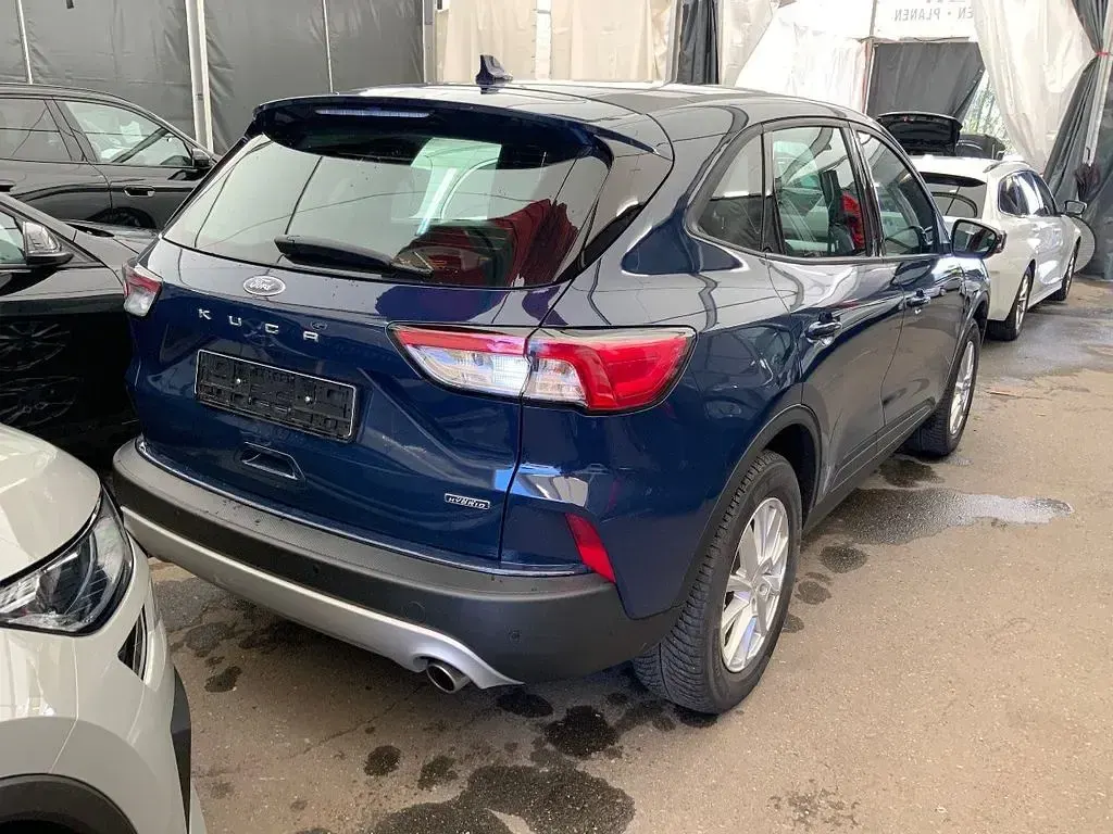Używany Ford Kuga 224 KM (164 kW) 2022 Niebieski SUV