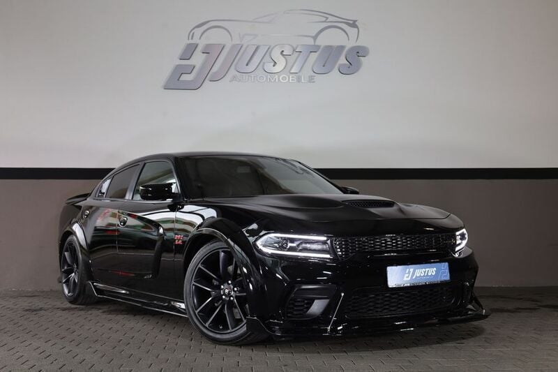 Pitch black clearcoat Gebraucht 2019 Dodge Charger Limousine | 38.900 € - Bild 1/4
