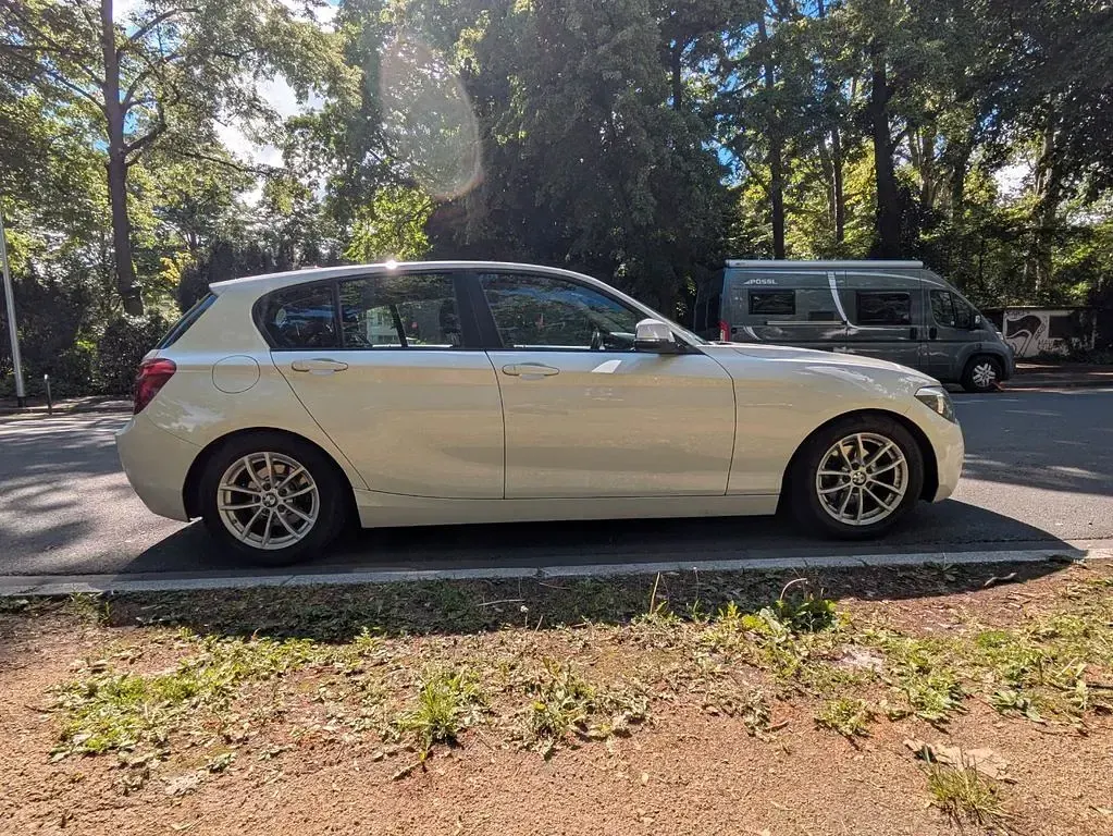 Gebraucht BMW 116 Performance 136 PS (100 kW) 2013 Weiß Kleinwagen