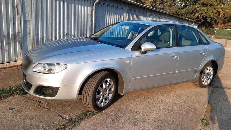 Gebraucht Seat Exeo 150 PS (110 kW) 2010 Silber Limousine