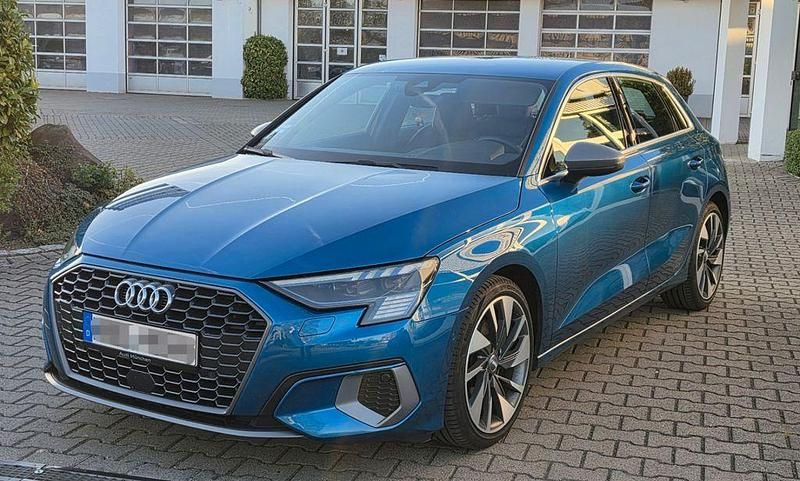 Second-hand Audi A3 Edition .1 150 CP (110 kW) 2020 Albastru Berlinǎ