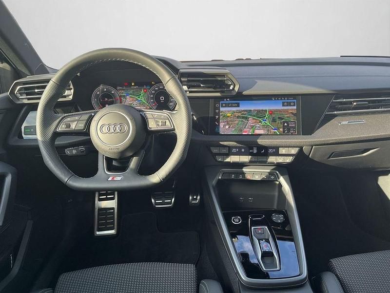 Second-hand Audi A3 Advanced 150 CP (110 kW) 2025 Albastru Berlinǎ