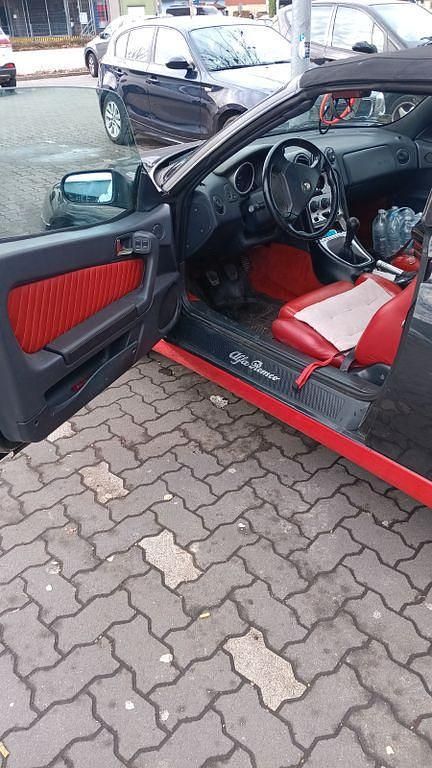 Gebraucht Alfa Romeo Spider 150 PS (110 kW) 2000 Schwarz Cabrio