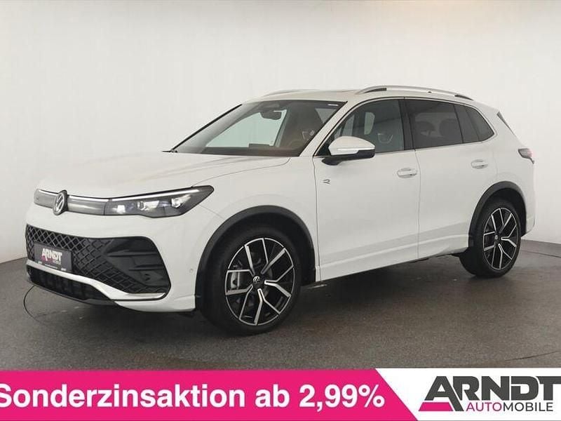 Pure white Gebraucht 2025 VW Tiguan R-line SUV | 40.884 € (Fairer Preis) - Bild 1/4