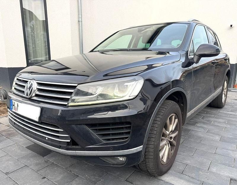 Schwarz Gebraucht 2015 VW Touareg SUV | 13.700 € (Superpreis) - Bild 1/4