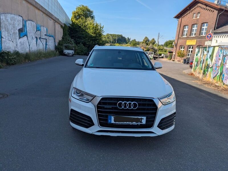 Weiß Gebraucht 2017 Audi Q3 Sport SUV | 16.900 € (Guter Preis) - Bild 1/4