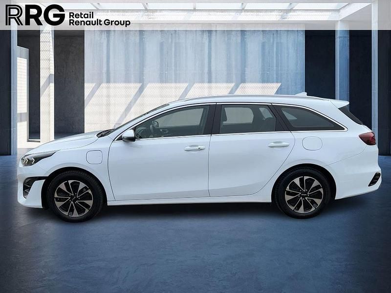 Gebraucht Kia Ceed Sportswagon Vision 105 PS (77 kW) 2022 Weiss (weiß) Kombi
