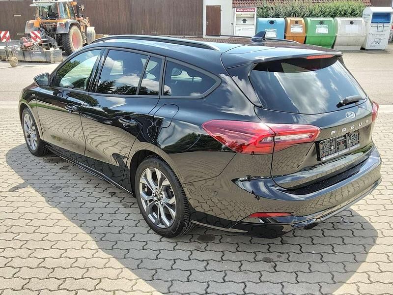Gebraucht Ford Focus ST-Line X 125 PS (91 kW) 2024 Obsidianschwarz metallic Kombi