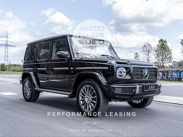 Schwarz (obsidianschwarz metallic) Gebraucht 2020 Mercedes G500 AMG line SUV | 129.700 € - Bild 1/4