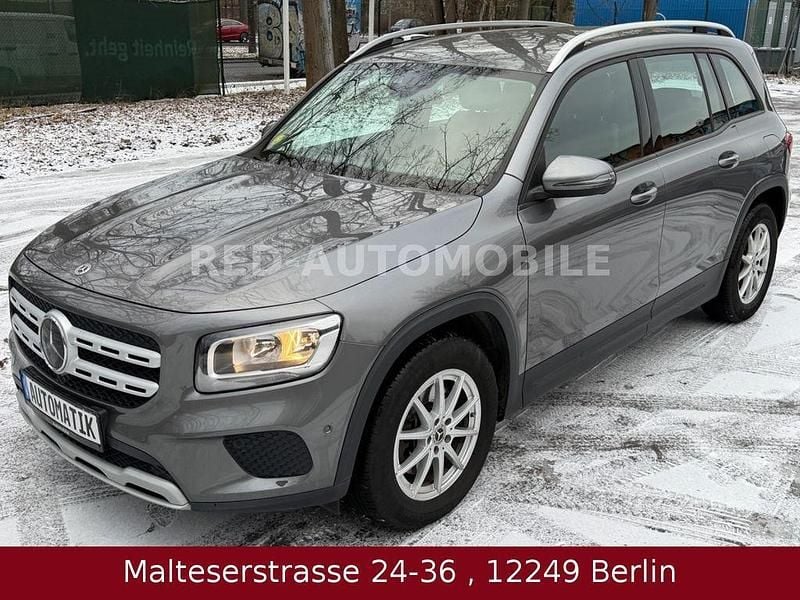 Grau Gebraucht 2021 Mercedes GLB200 SUV | 21.990 € (Superpreis) - Bild 1/4