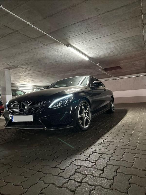 Gebraucht Mercedes C200 AMG line 184 PS (135 kW) 2016 Schwarz Coupé