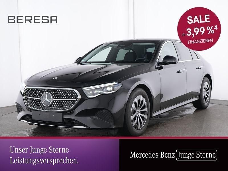 Schwarz Gebraucht 2025 Mercedes E200 Avantgarde Limousine | 49.980 € (Superpreis) - Bild 1/3