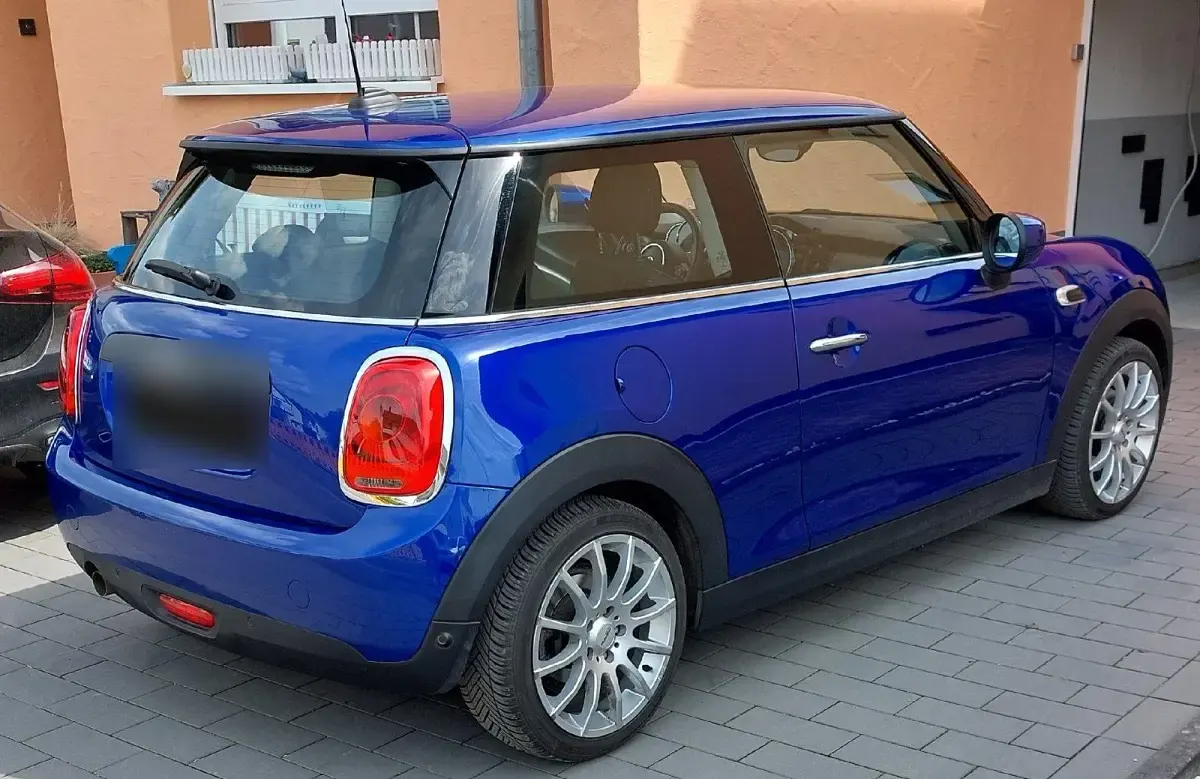 Usata Mini ONE 102 CV (75 kW) 2020 Blu Utilitaria