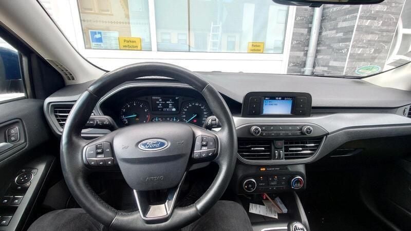 Blau Gebraucht 2019 Ford Focus Kombi | 6.000 € (Superpreis) - Bild 1/4