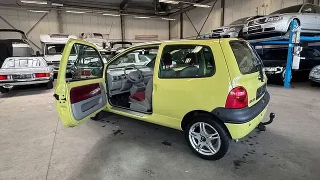 Gebraucht Renault Twingo Privilege 75 PS (55 kW) 2001 Gelb 306 Kleinwagen