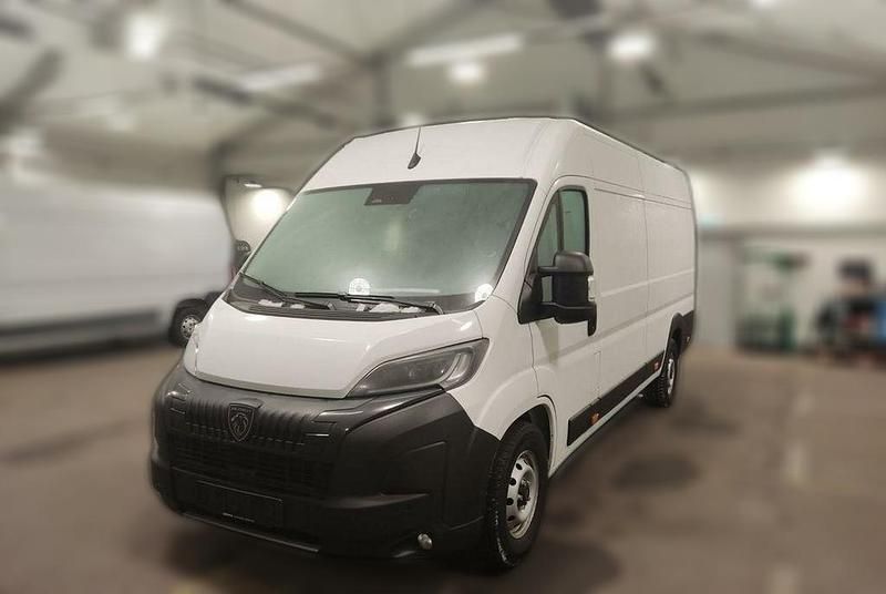 Gebraucht Peugeot Boxer 179 PS (131 kW) 2024 Weiß Van