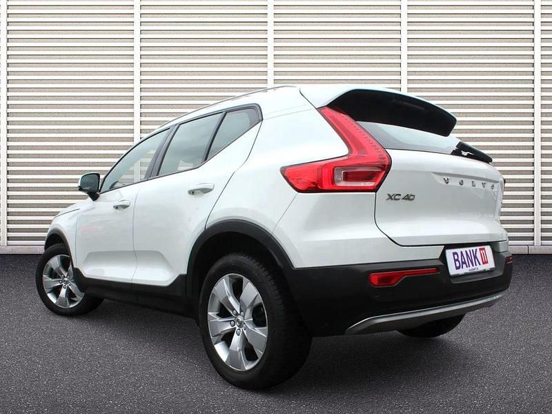 Gebraucht Volvo XC40 129 PS (94 kW) 2021 Weiß SUV